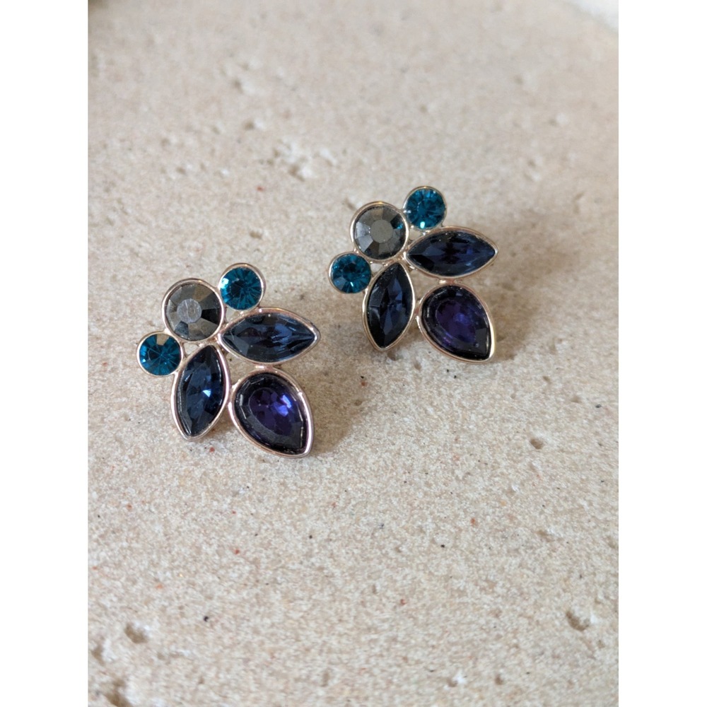 Rhinestone Cabochon Stud Earrings Dark Blue Gold Tone Cluster Chunky Bling